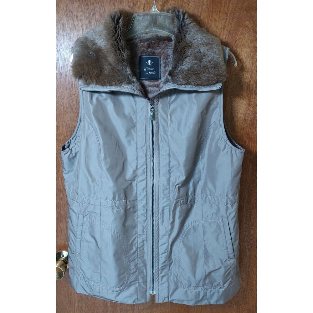 Klever by Jindo full zip rabbit fur lined vest with muskrat fur collar size L(?)
